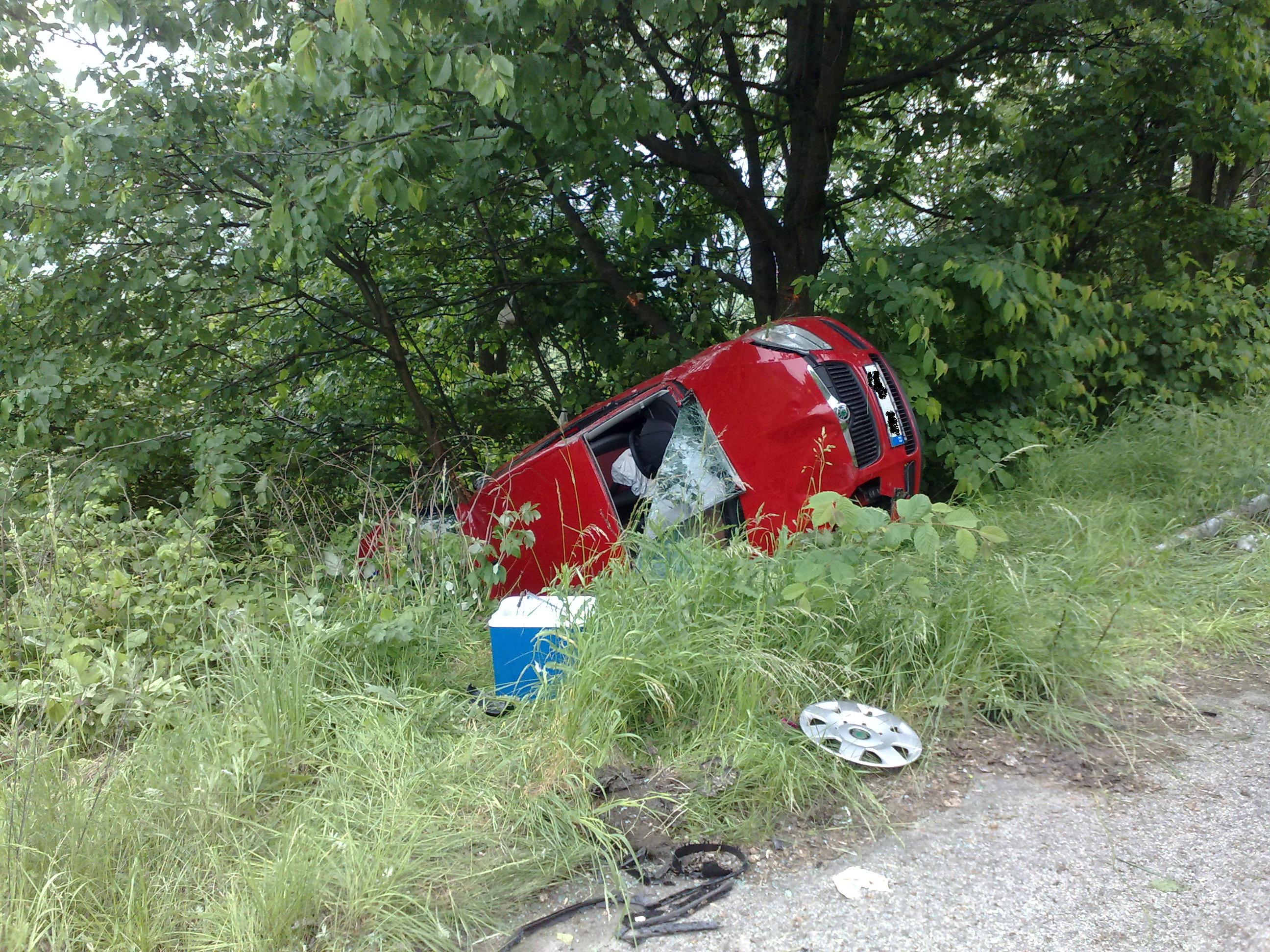 dopravní nehoda 6.6. u Miličína 005.jpg